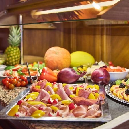 维尔四季酒店 加爾米施-帕滕基興 外观 照片